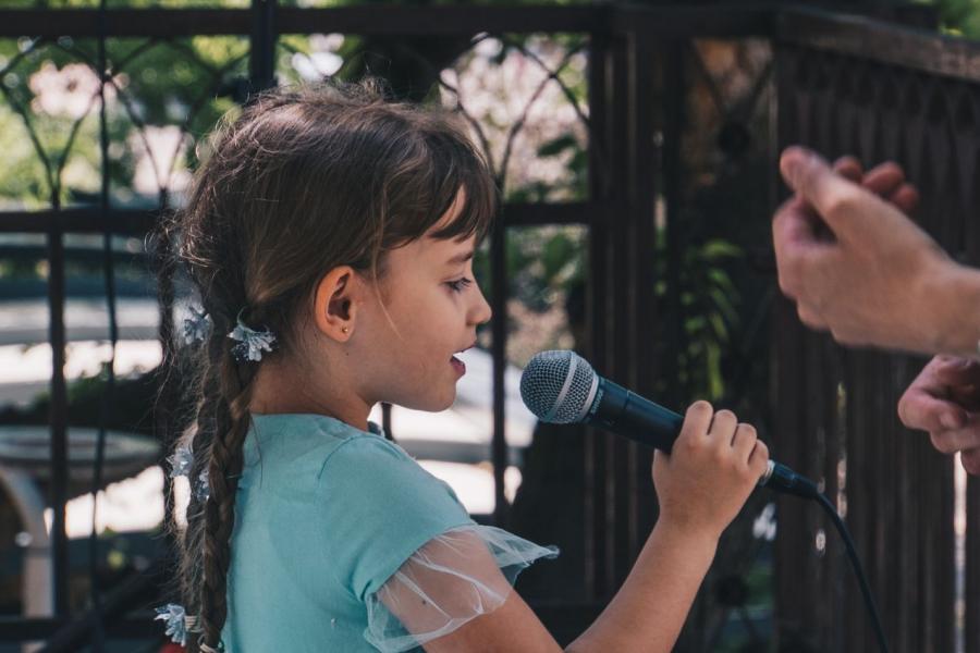 Mini-koncert gradskog dečijeg hora ŠARENI VOKALI - 11. jun<br />